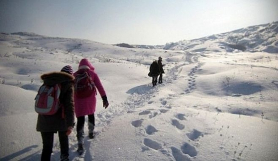 CURSURI SUSPENDATE şi marţi în şcolile din mediul rural gălăţean