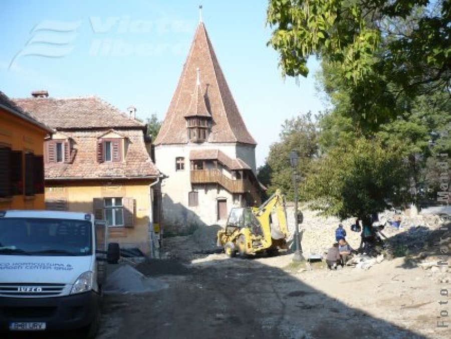 Cetatea Sighişoarei - poveşti medievale cu miros de vin nou