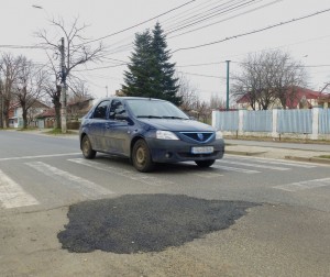 La doar o zi după semnalul &quot;Vieţii libere&quot;: GROAPA de pe Aurel Vlaicu a fost ASTUPATĂ