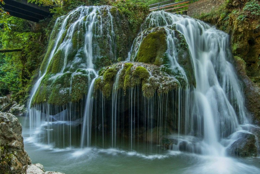 ITINERARII/ Cheile Nerei, cele mai spectaculoase din România