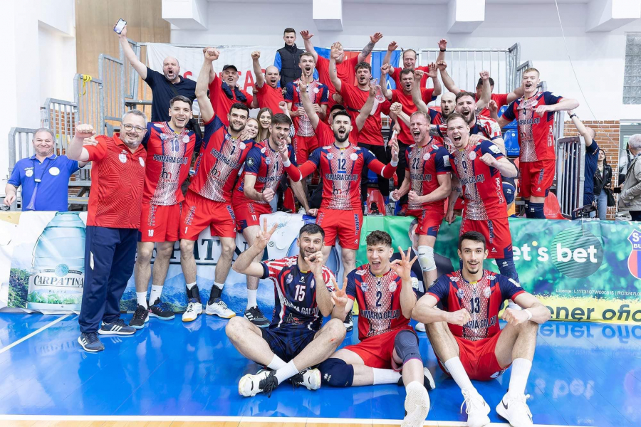 Campioana Arcada Galaţi conduce cu 2-0 în finala campionatului de volei masculin