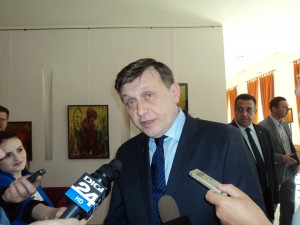 Crin Antonescu, la Galaţi: „PNL va obţine un rezultat cuprins între 20 şi 25 la sută”