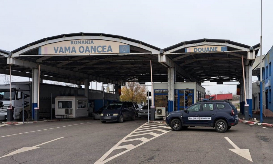 Prins la frontieră cu poliță de asigurare falsă