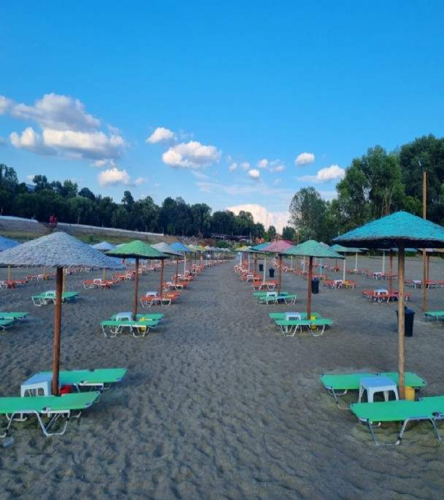 Locul unde Dunărea atrage din ce în ce mai mulți turiști. Plaja aflată la o oră de București care amintește de Cuba