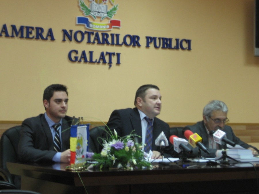 Onorariile notarilor rămân aceleaşi şi în 2012