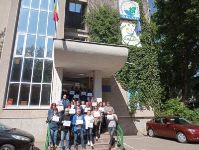 A treia zi de protest spontan la Agenția pentru Protecția Mediului Galați