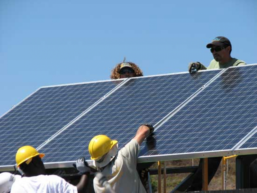Amenzi ANRE pentru șase operatori din domeniul energiei