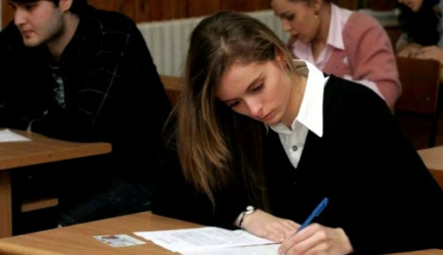 Subiecte de tip grilă, la simulările examenelor naţionale