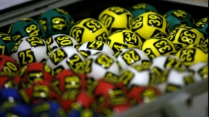 LOTO 6 DIN 49, LOTO 5 DIN 40, JOKER ŞI NOROC - numerele extrase duminică