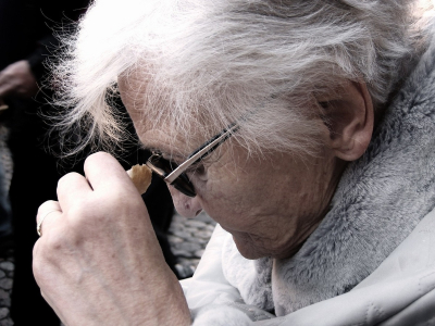 Peste 800.000 de pensionari nu primesc majorare