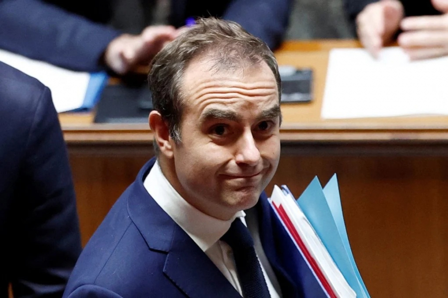 Guvernul lui Sebastien Lecornu a trecut de două moțiuni de cenzură