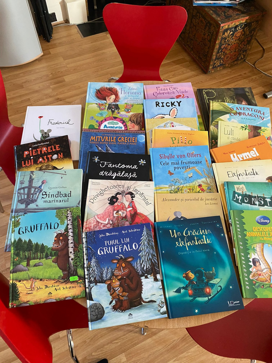 Cărți pentru copiii din comunitatea românească