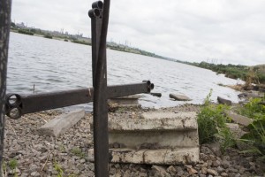 KILOMETRUL MORŢII/ Cum îşi riscă viaţa pescarii gălăţeni pe malul bălţii Cătuşa 