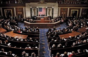 Congresul aprobă cheltuieli de aproape 1.000 mld. dolari şi evită intrarea SUA în blocaj financiar