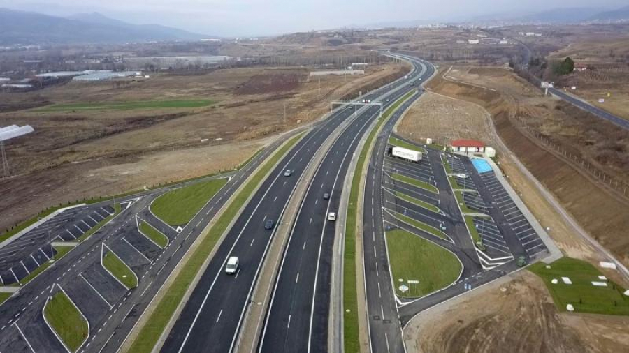 Constructorii turci „acaparează” autostrăzile din Ardeal