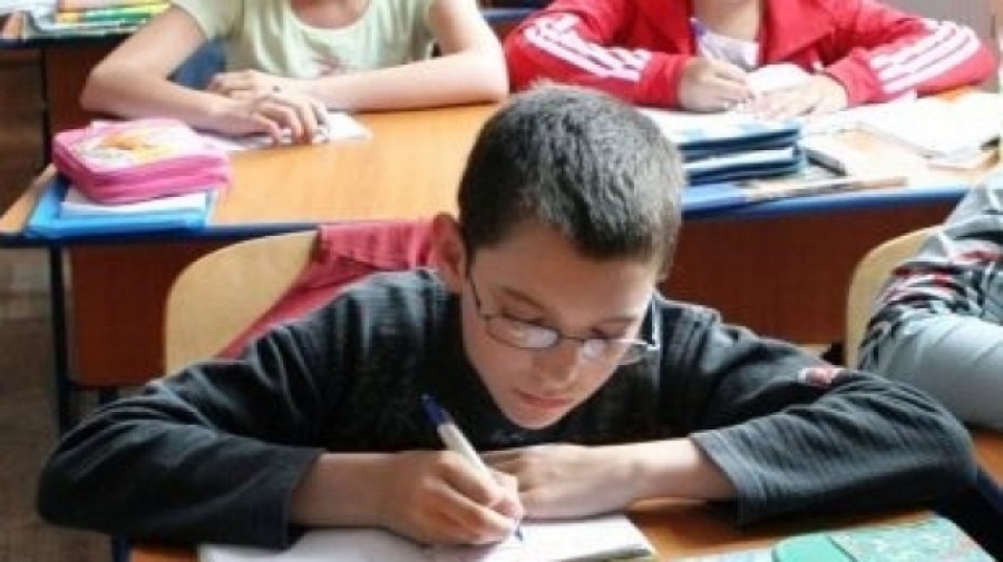 Iată subiectele la matematică şi ştiinţe la evaluarea de la clasa a VI-a