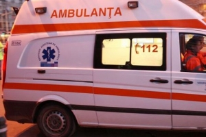 Dintr-o BĂTAIE într-un bar, la spital