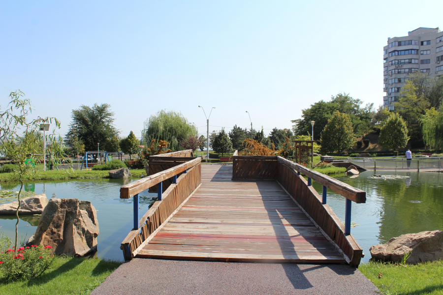 Echipamente noi pentru iazul din Parcul Viva (FOTO)