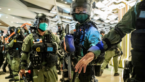 Hong Kong: Legea securității, primele arestări