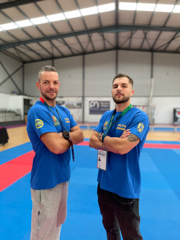 Doi campioni vor să cucerească Australia, dar au nevoie de ajutor: Alex și Mihai caută finanțare