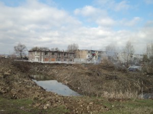 SCANDAL mocnit în Bădălan/ Agrogal vrea EVACUAREA &quot;CHIRIAŞILOR&quot;, dar locatarii nu se lasă duşi
