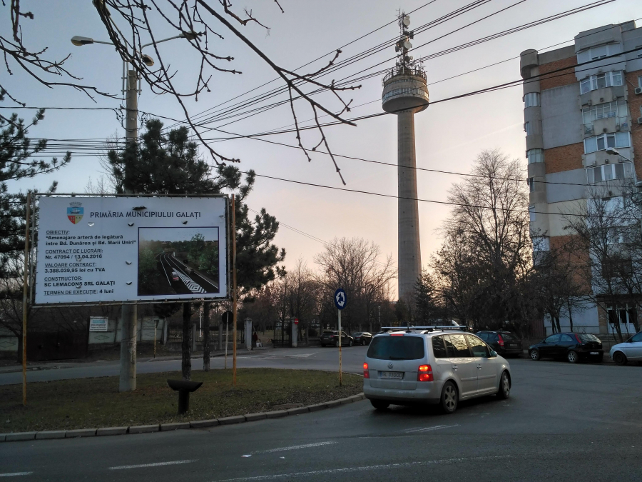 Cine va construi drumul prin curtea Poliţiei de Frontieră