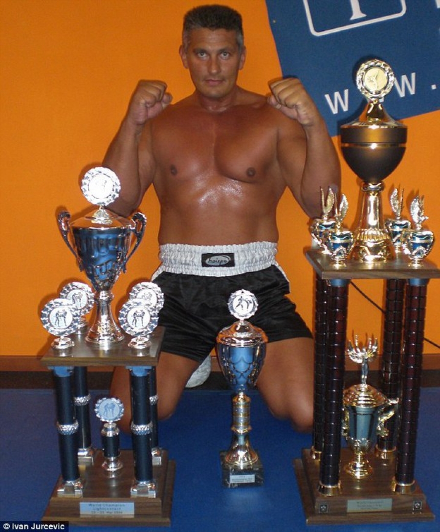 Un fost campion de kickboxing, supranumit „eroul din Koln”. Ce a făcut în NOAPTEA AGRESIUNILOR, dar şi ce i-a făcut poliţia lui VEZI AICI