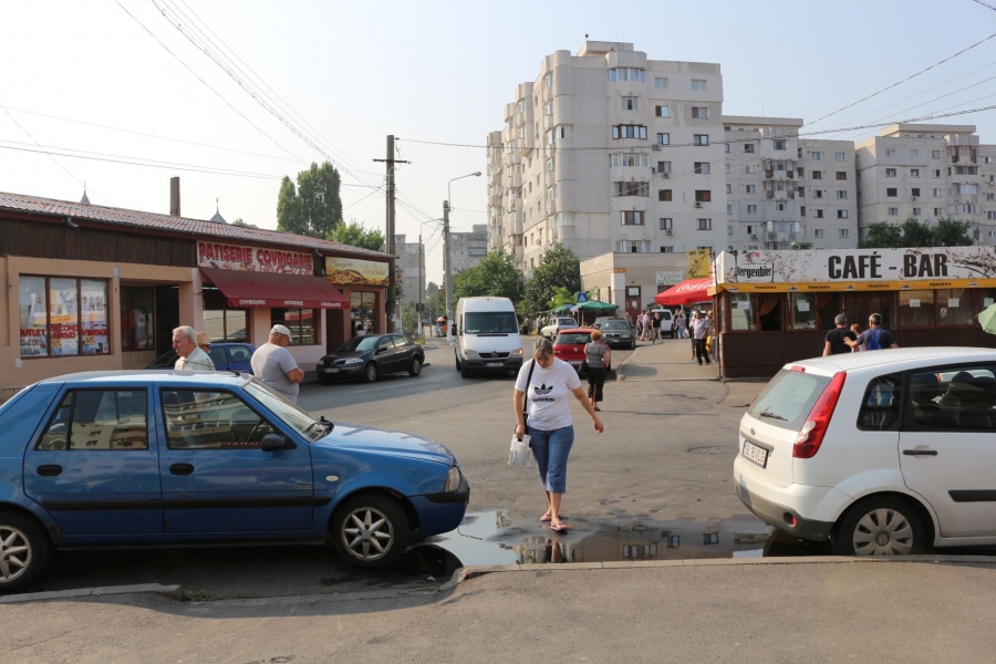 "Piaţa ruşilor" din Micro 17 se modernizează