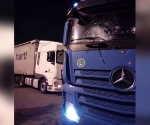 Un şofer de TIR din Brăila, ucis într-o parcare din Franța