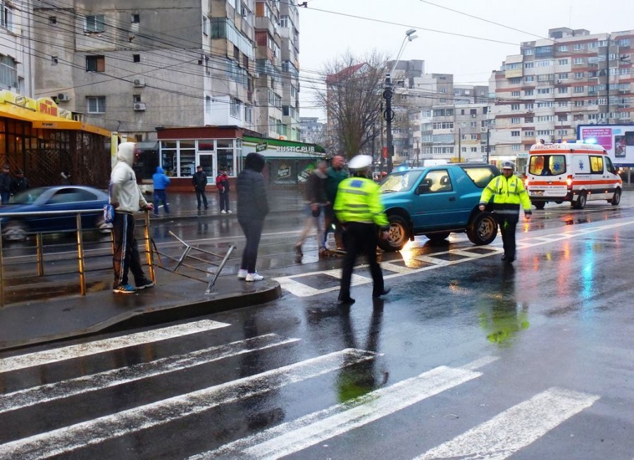Femeia lovită sâmbătă pe trecerea de pietoni A MURIT în spital