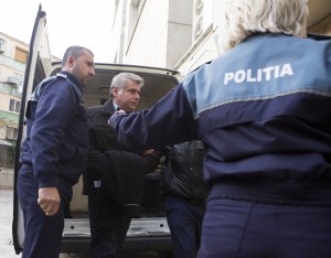 Dezvăluiri-şoc în motivarea Tribunalului / Prefectul Cătălin Emanoil Bocăneanu, înregistrat în timp ce făcea trafic de influenţă