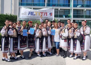 Tecuceni premiați la un festival de folclor