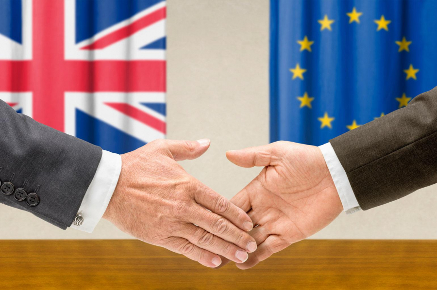 BREXIT | Marea Britanie cere Uniunii Europene o perioadă de tranziţie mai lungă