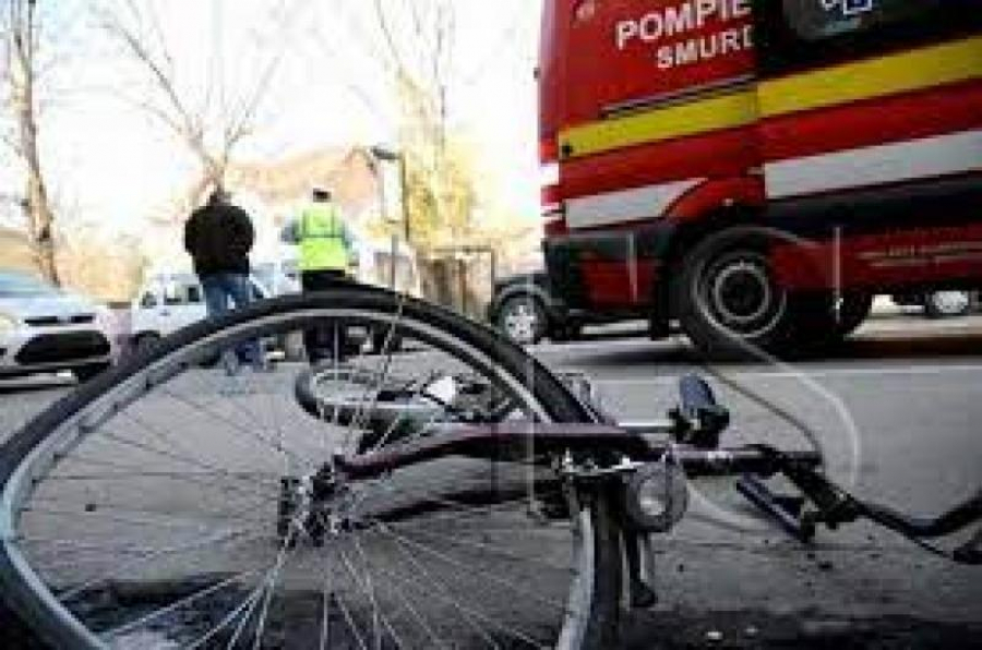 Biciclist rănit în urma unui accident