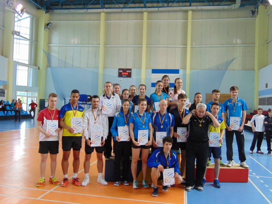 BADMINTON/ Gălăţenii au dominat „Naţionalele” de tineret