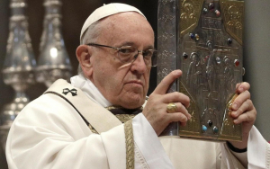 Papa Francisc avertizează ţările bogate