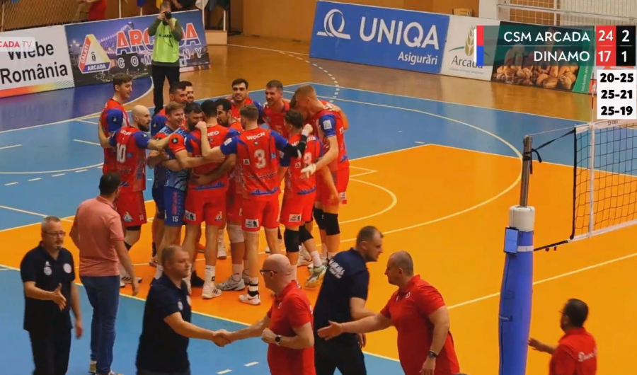 Arcada Galaţi a câştigat primul meci din semifinalele campionatului de volei