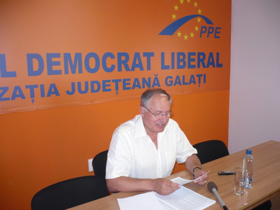 Mircea Toader, rănit la cap!