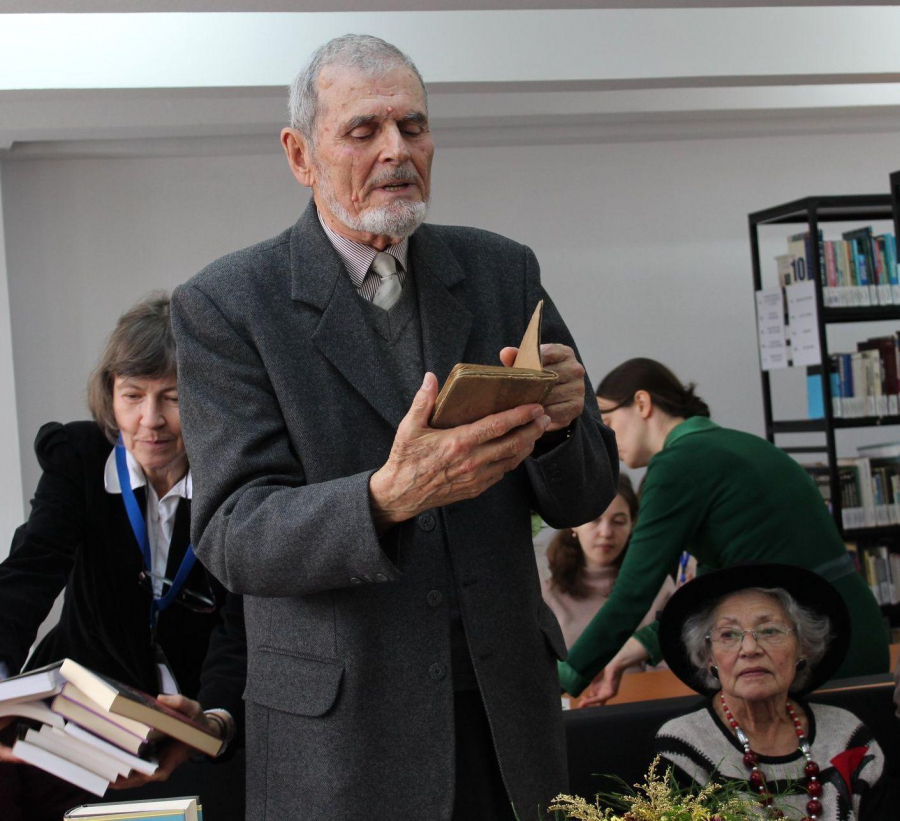 Profesorul Gheorghe Moldoveanu a devenit lumină