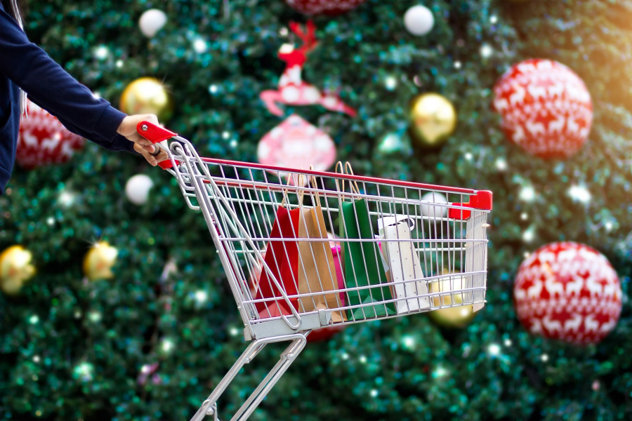 Programul de Crăciun în supermarketurile și piețele din Galați
