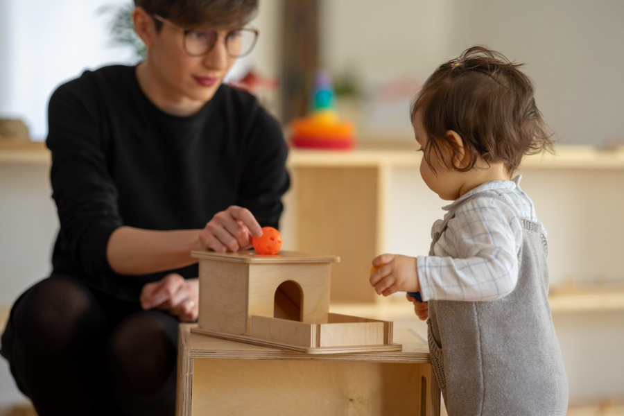 Cernem sau culegem educatori?