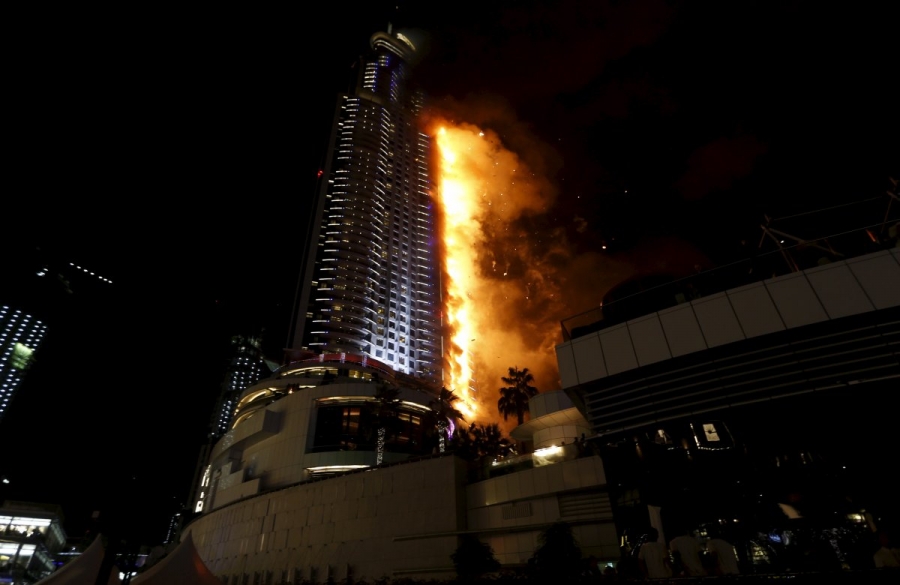 Incendiu puternic în Dubai (Video)