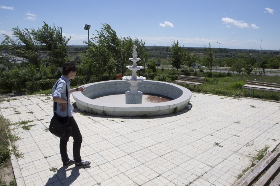 Blestemul PARCULUI din Micro 21: Dalele REVIN la locul lor, dar nu sunt luminate