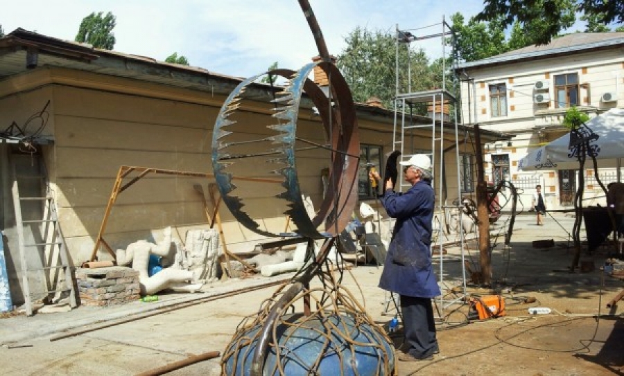 O nouă ediţie a TABEREI de sculptură în metal, la Galaţi