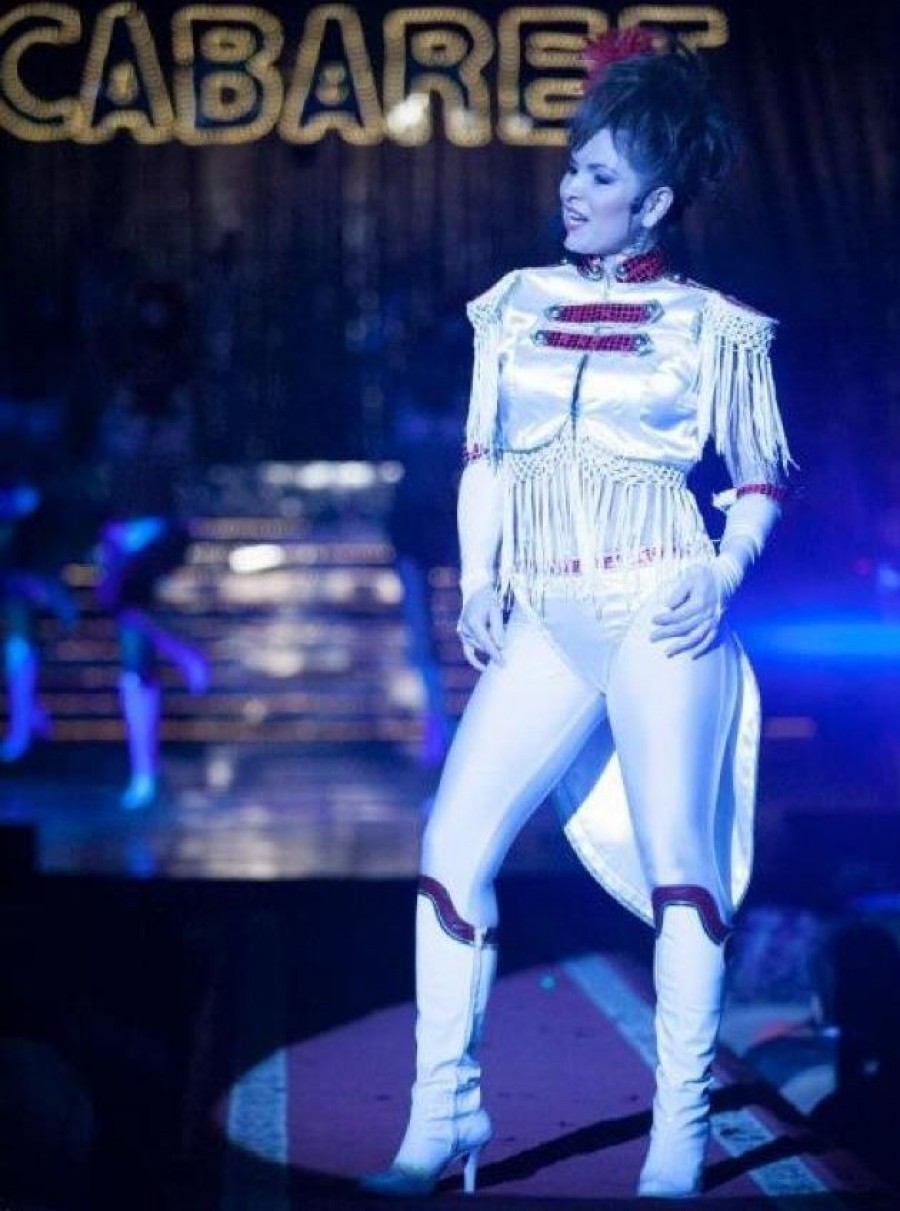 Surprize şi căsătorii de-o zi, la Teatrul Muzical: „Cabaret”, „Firfirică” şi „Liliacul”
