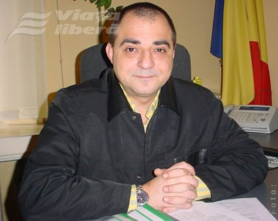 Vânătoare politică în tranşeele ISPA