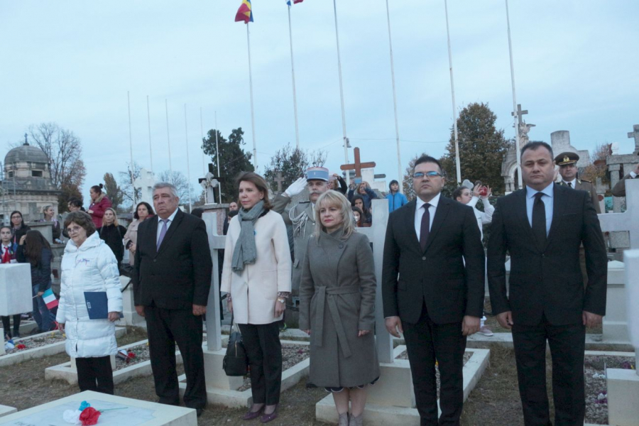 Ziua Armistiţiului, un pod de suflet franco-român. Ambasadoarea Franţei, pentru prima oară la Galaţi (FOTO)