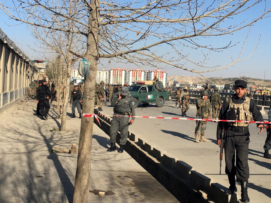 Opt militari români, RĂNIȚI în Afganistan, într-un ATAC cu maşină capcană