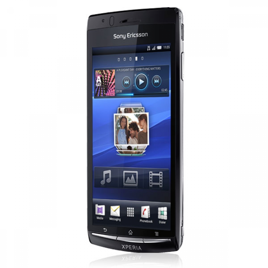 Sony Ericsson va produce de anul viitor exclusiv smartphone-uri