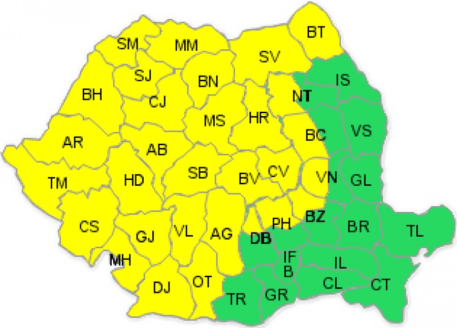 Cod galben de furtună în aproape toată ţara, de luni după amiază până marţi dimineaţă